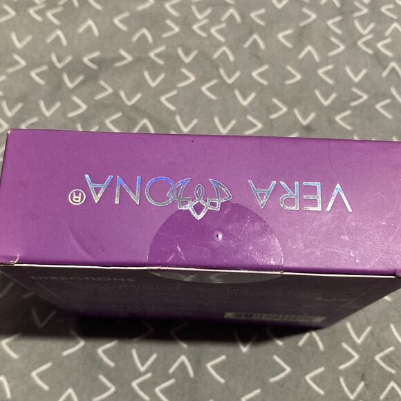 Color Switch by Vera Mona Instant Brush Cleaner New in Box Beauty Makeup Preppy - Picture 3 of 4